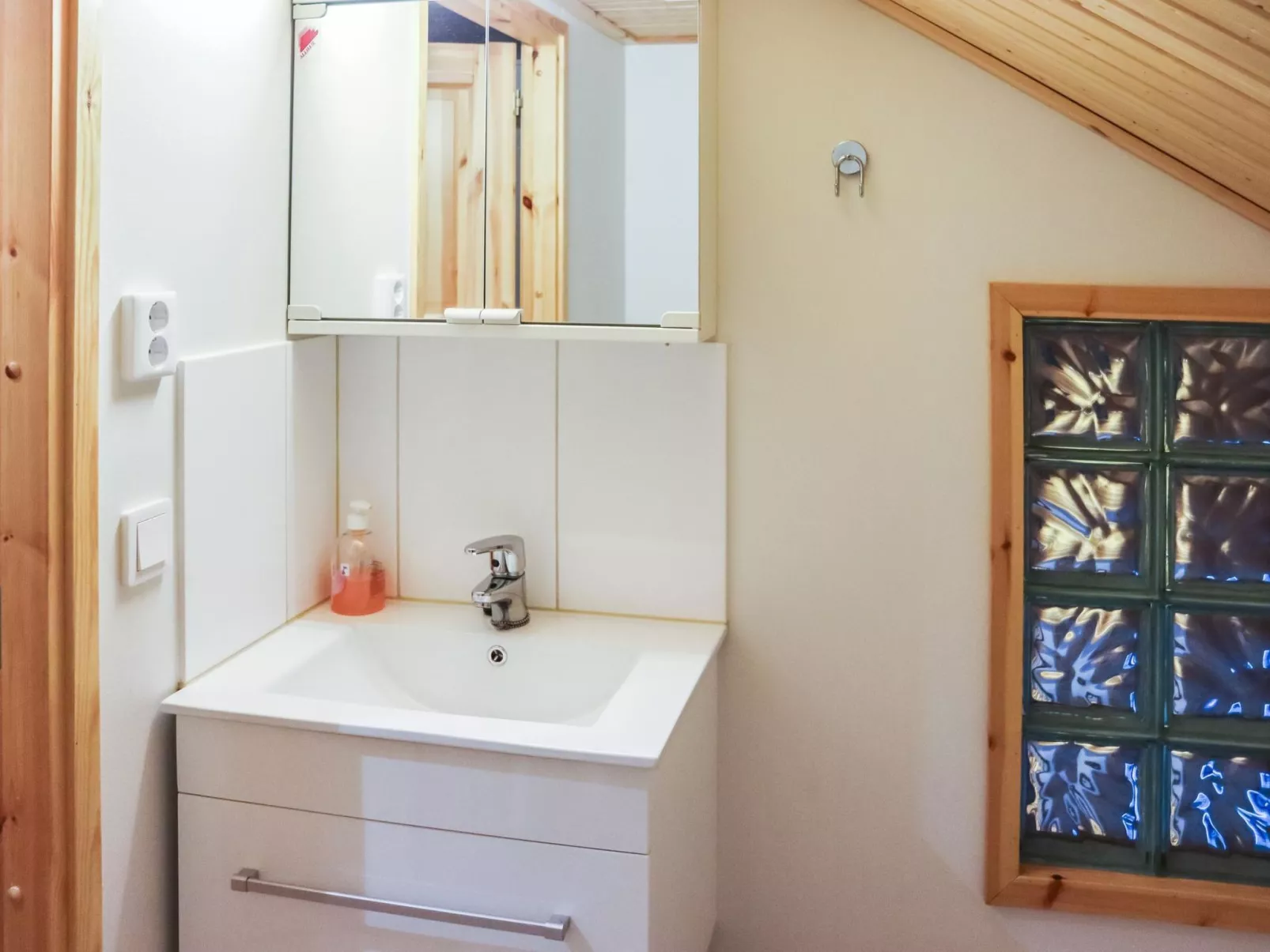 Lampitaival 6a-Dedans