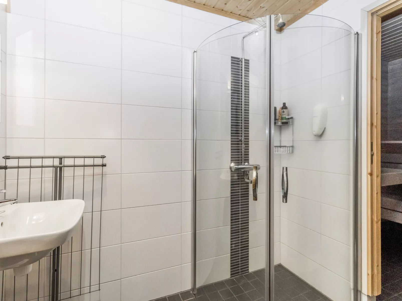 Sallan saaga-Drinnen