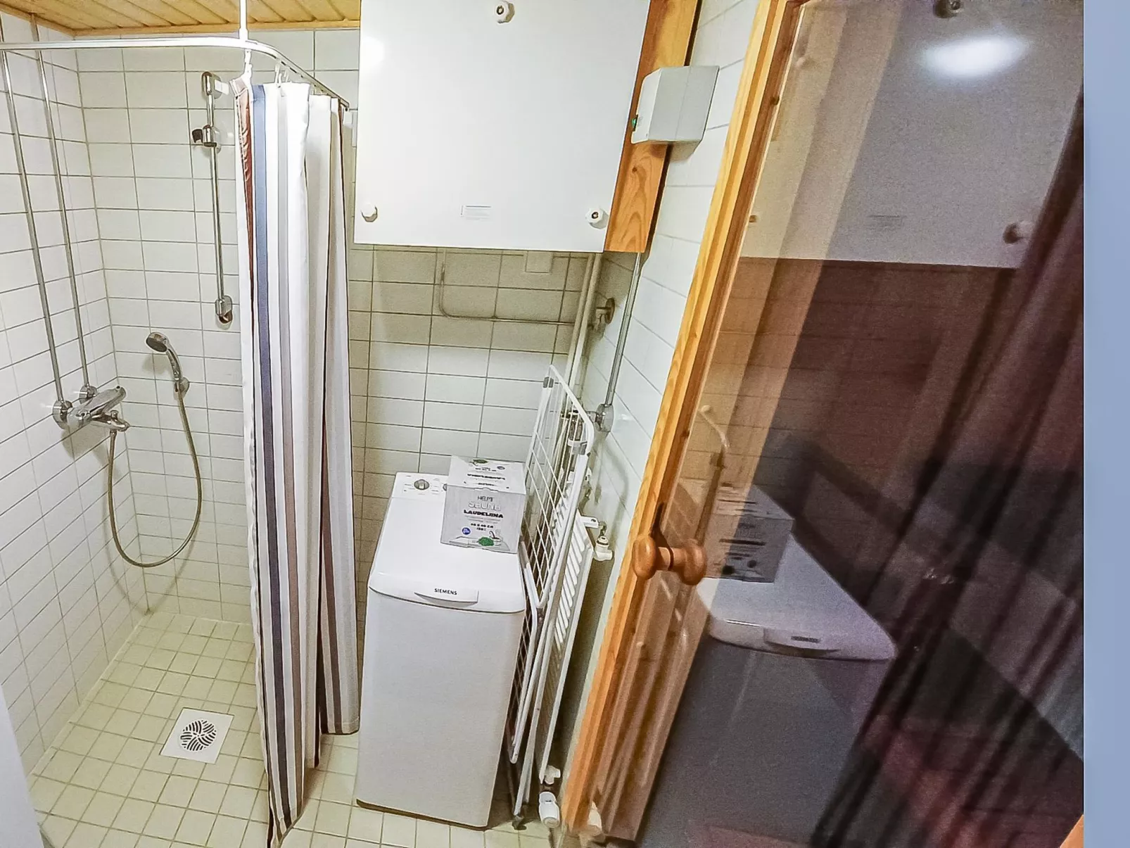 Karhunvartijan pirtti c 2-Dedans