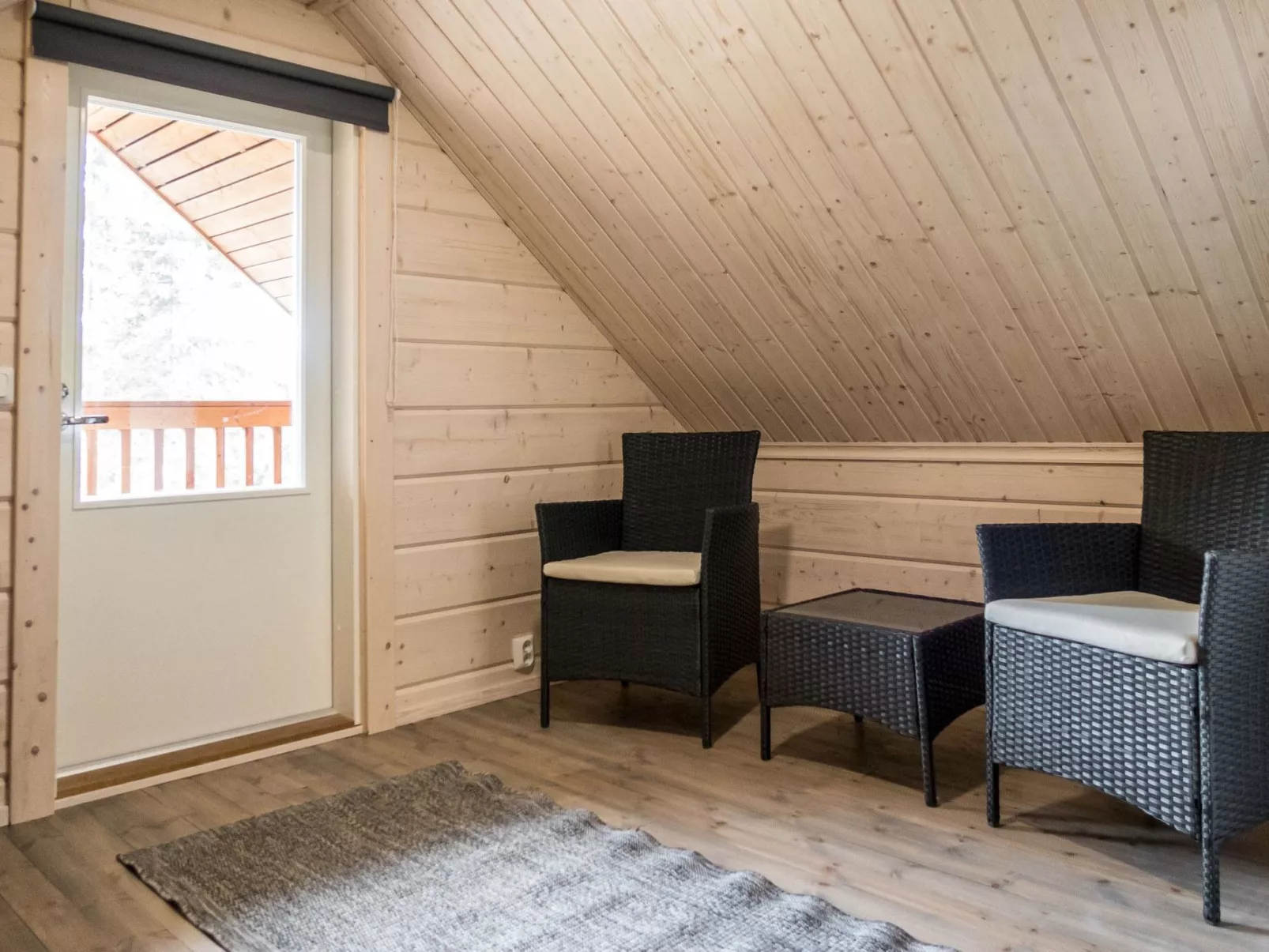 Kolin kangastus kielo 3-Dedans