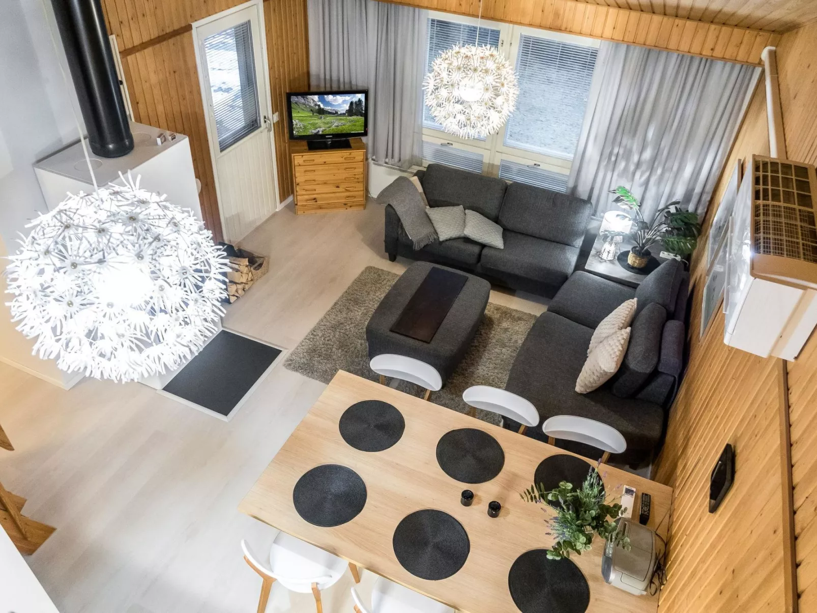 Lomakatti 10b-Dedans