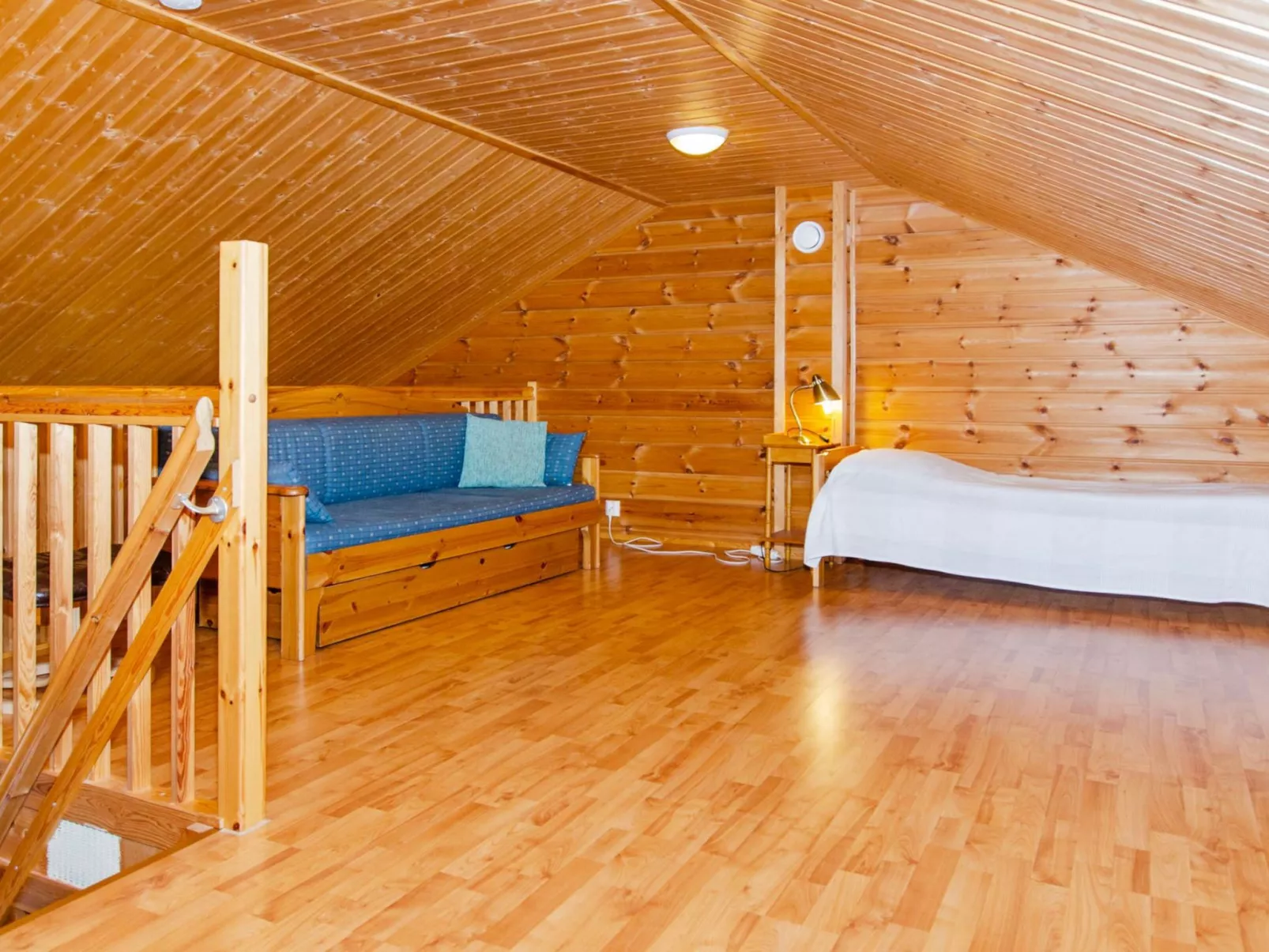 Saunaharju 7-Drinnen