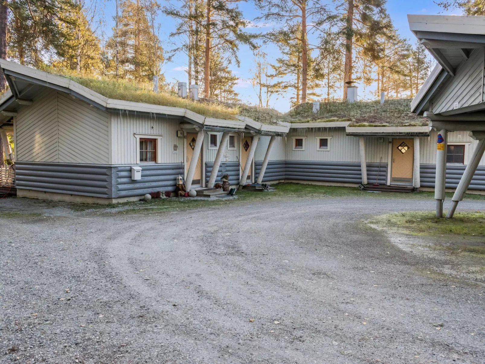 Kulta-käkönen 17 by bomba-Dedans