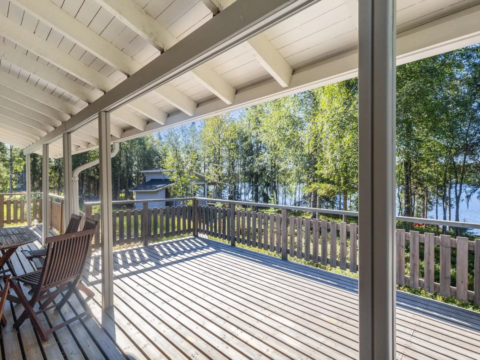 Pohjaslahdentie 17 a-Dedans