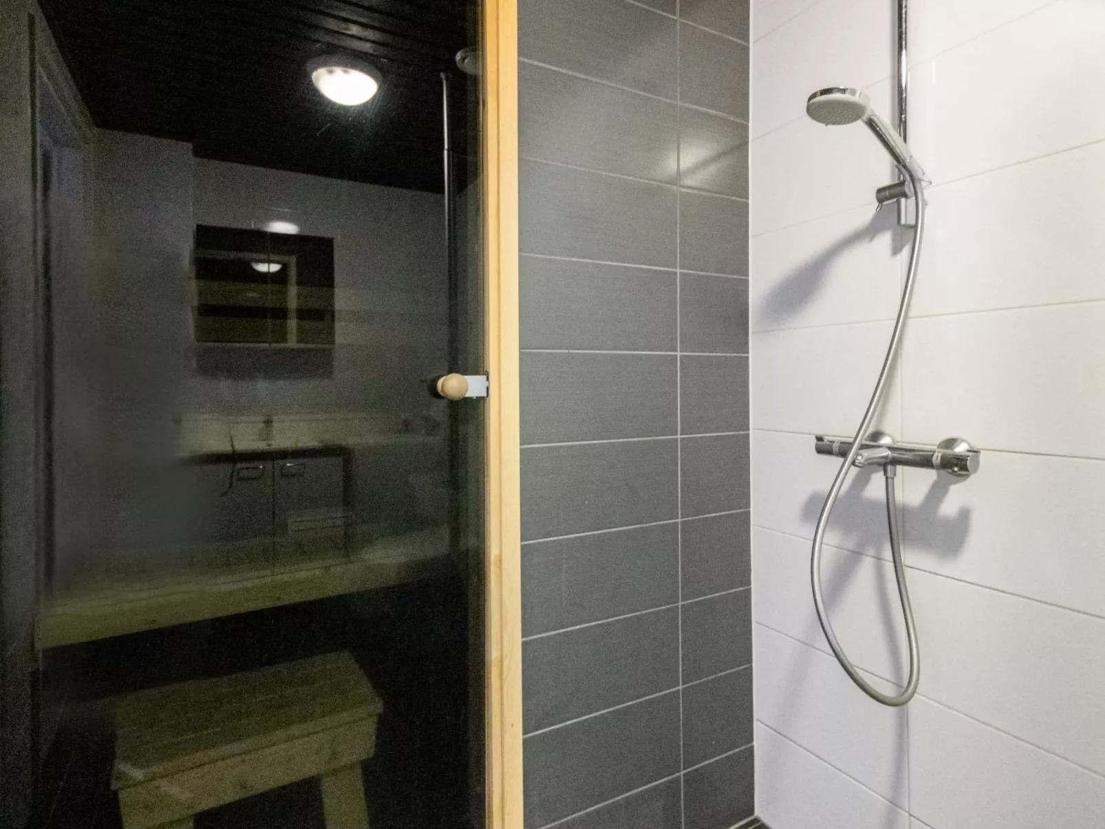 Skivillas 47 ukkohalla (a8)-Dedans