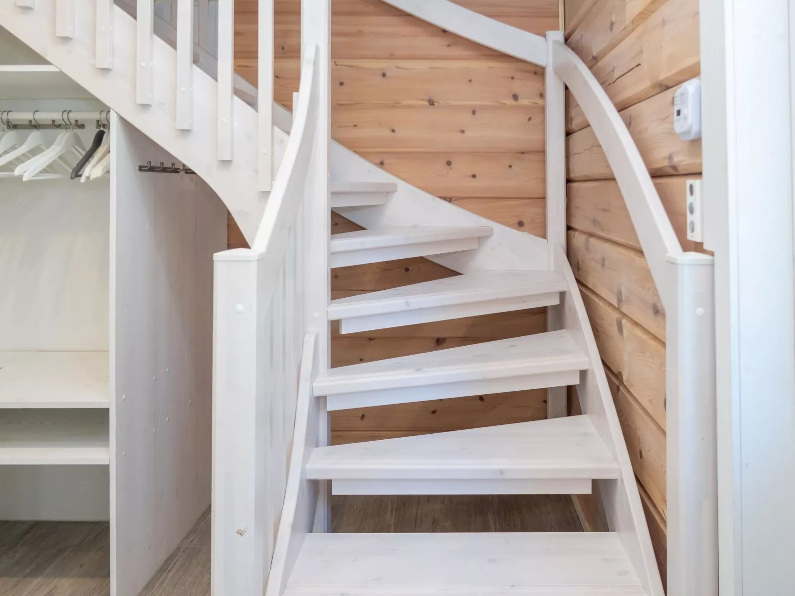 Kiehtäjän lahti-Drinnen