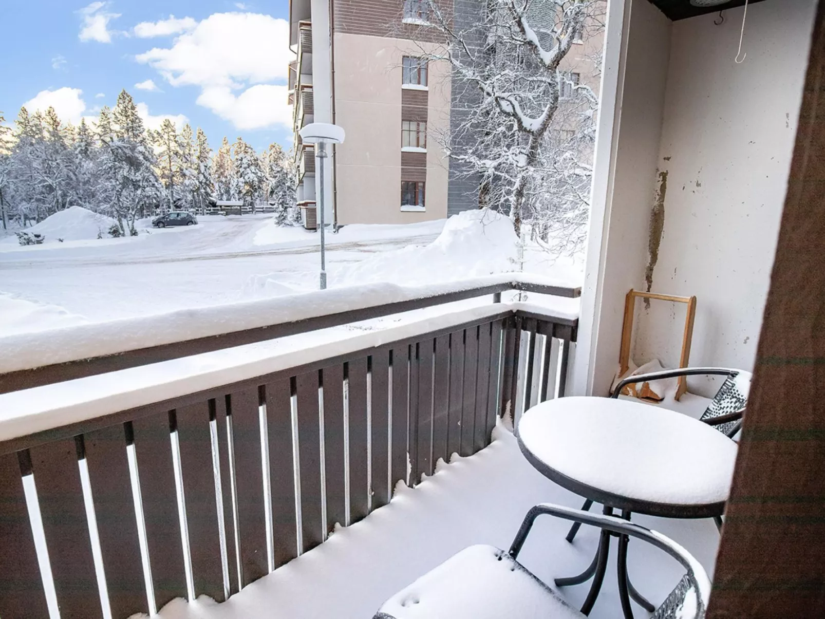 Lomariekko 6 a 2-Inside