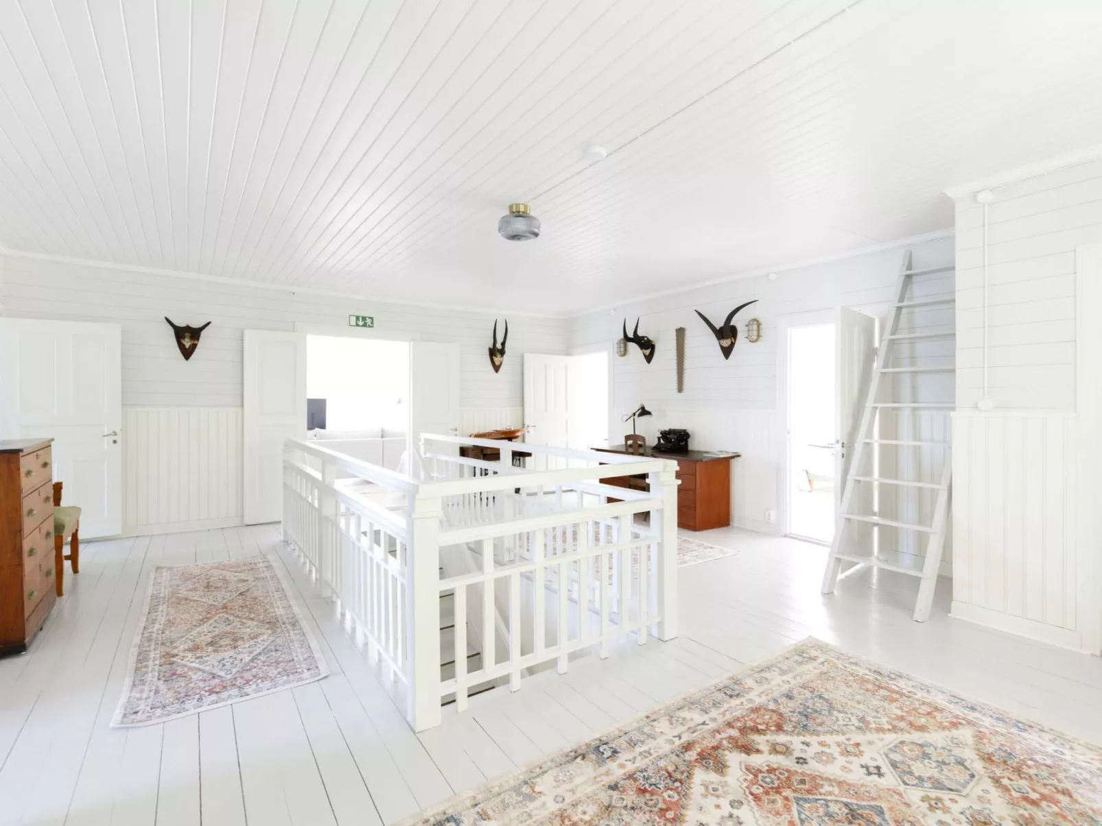 Kapteenin huvilat-Inside