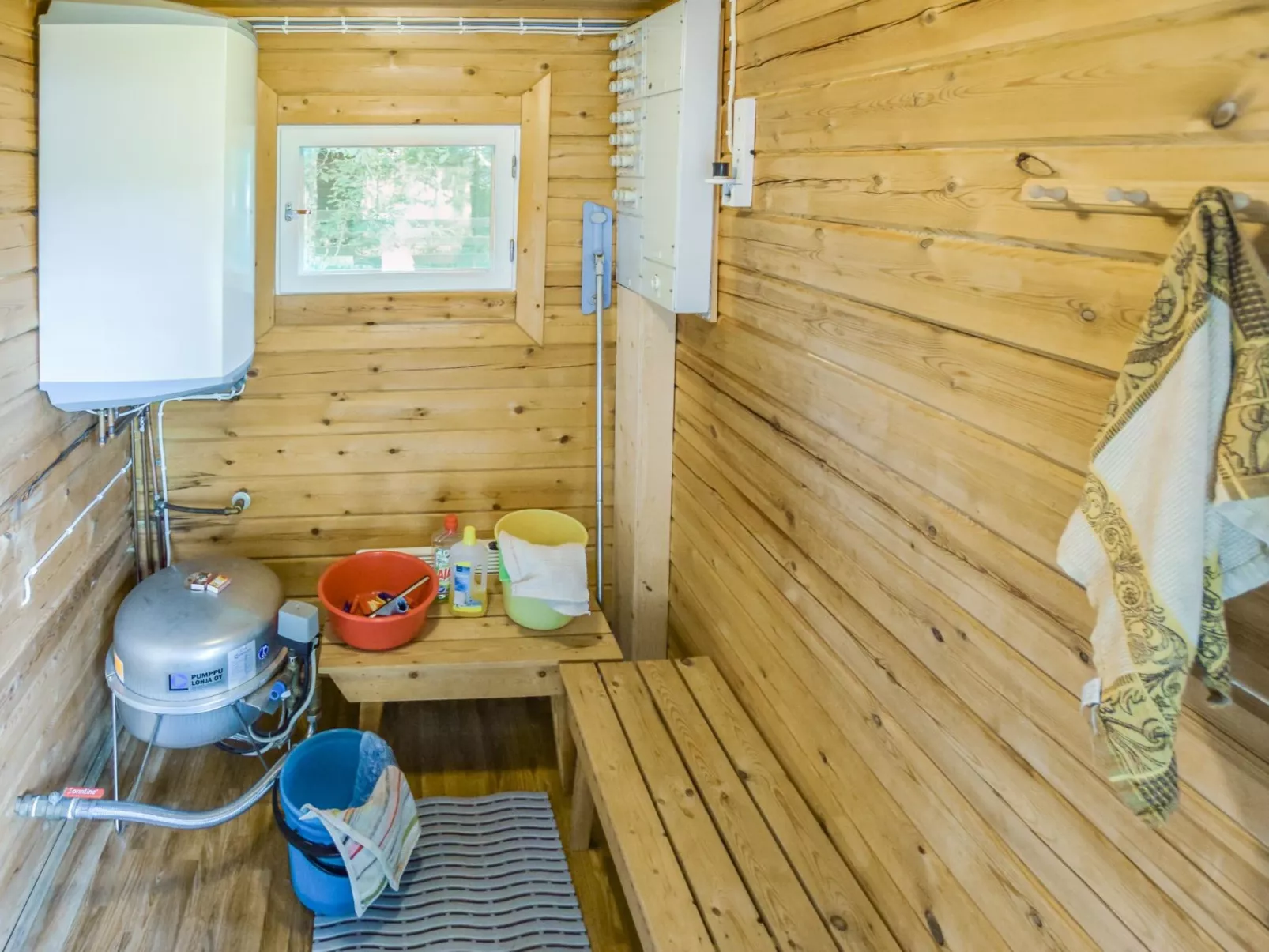 Sieralahden lomakylä, mökki 1-Dedans