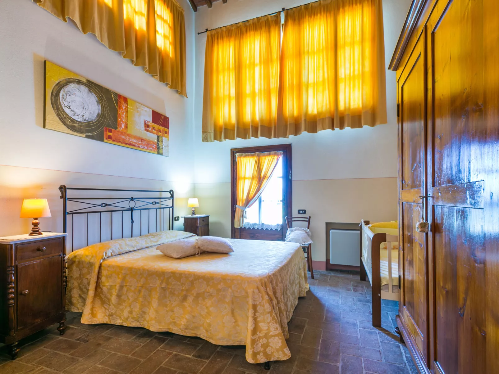 Casa Mori-Inside