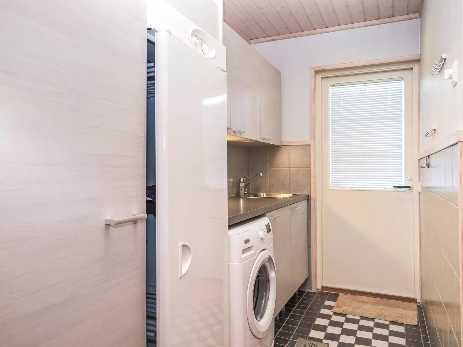 Alppituulahdus-Dedans