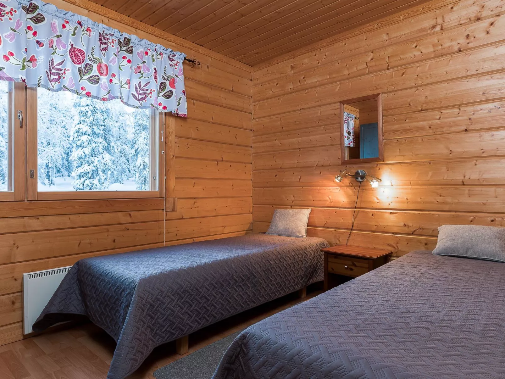 Kinostupa 2a (15-16)-Inside