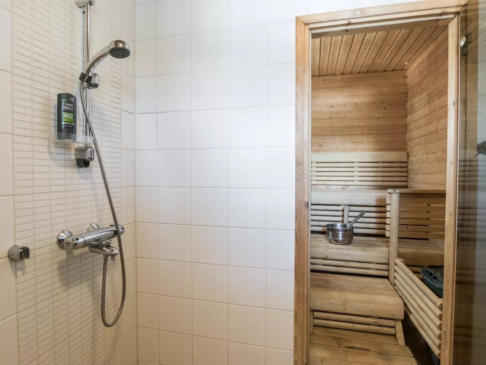 Vuosselinhovi f-Drinnen