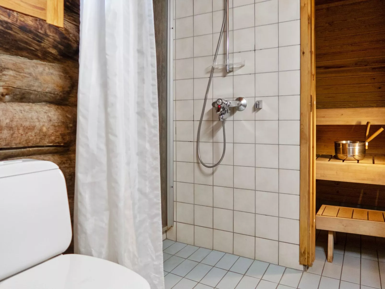 Vuokatinportti a 12-Dedans