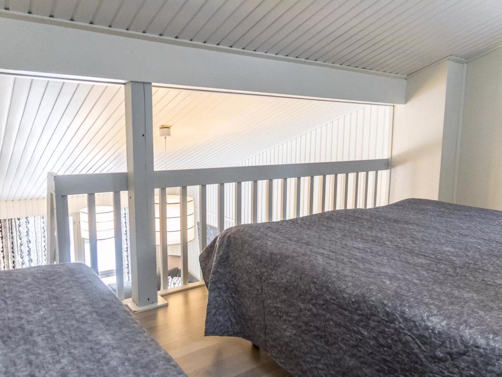 Lomakatti 7 b-Inside