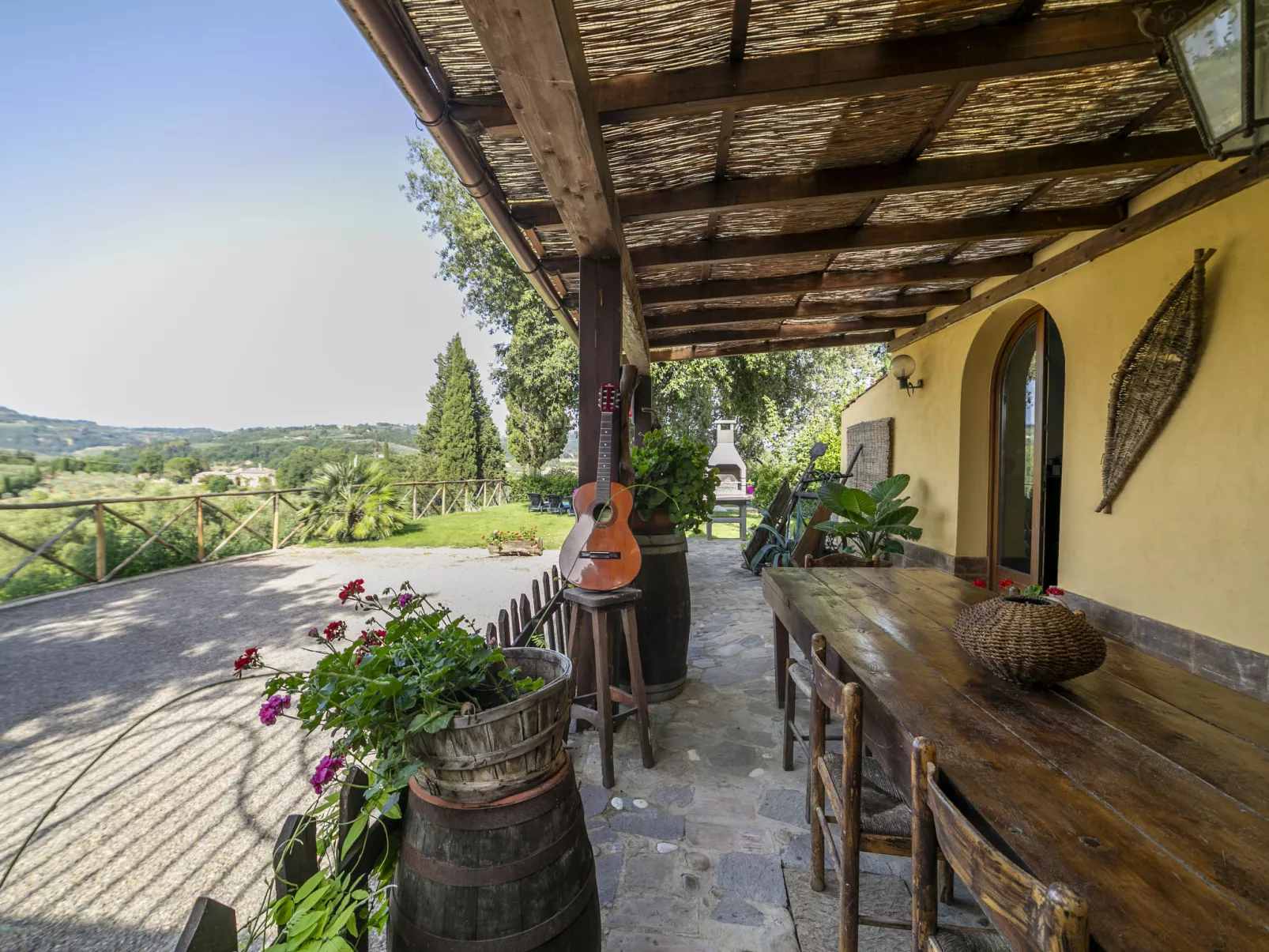 Decameron house-Outside