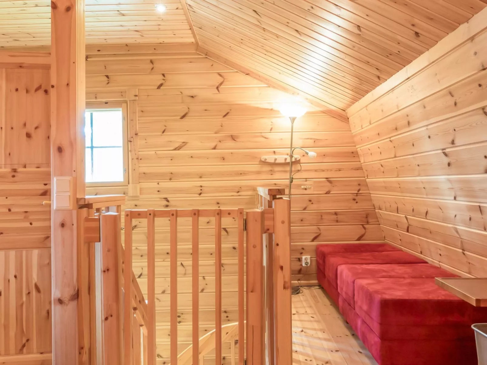 Kuerkartano 2/sulo-Drinnen