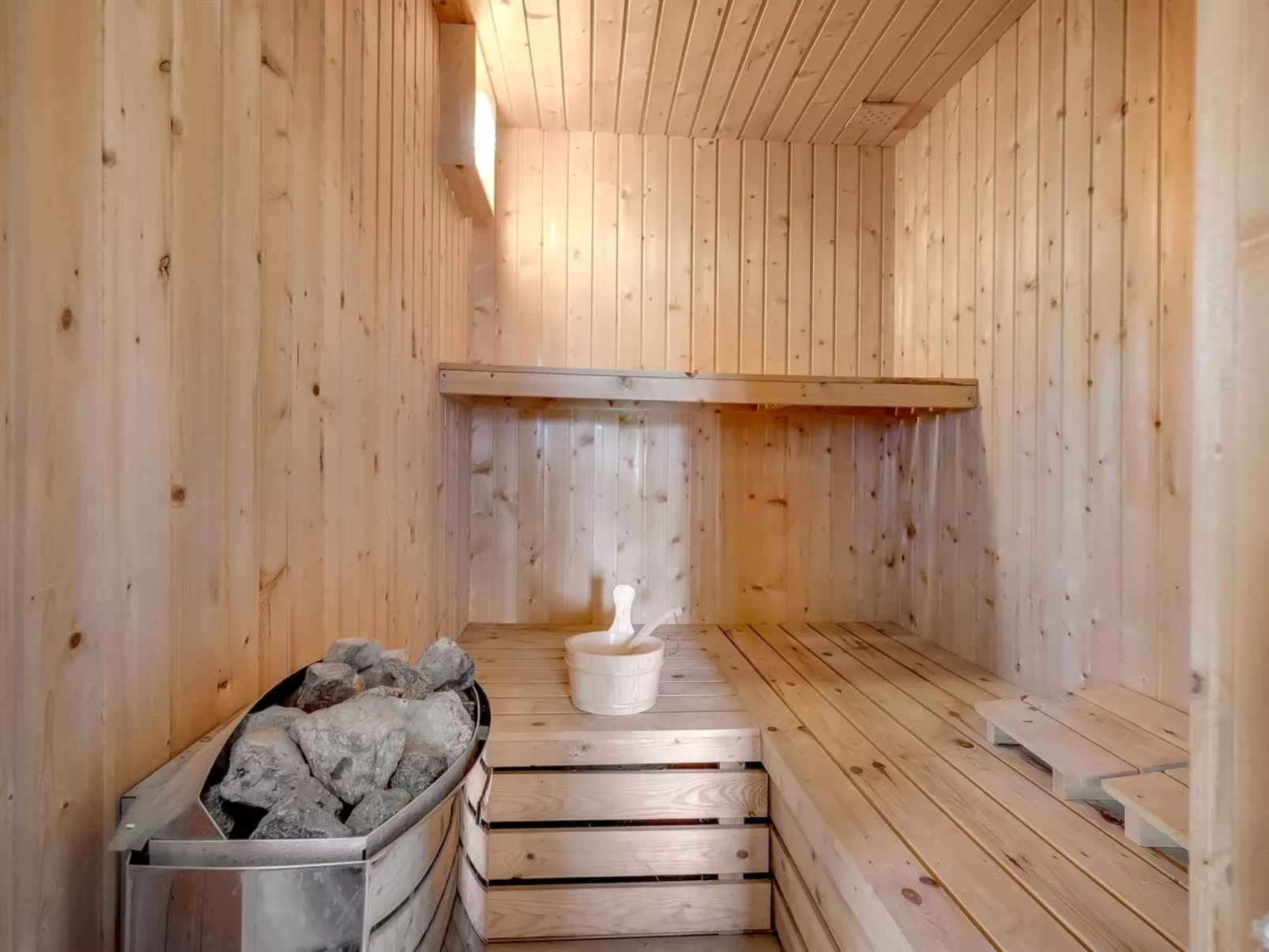 "Fridoline" - 450m from the sea-Dedans