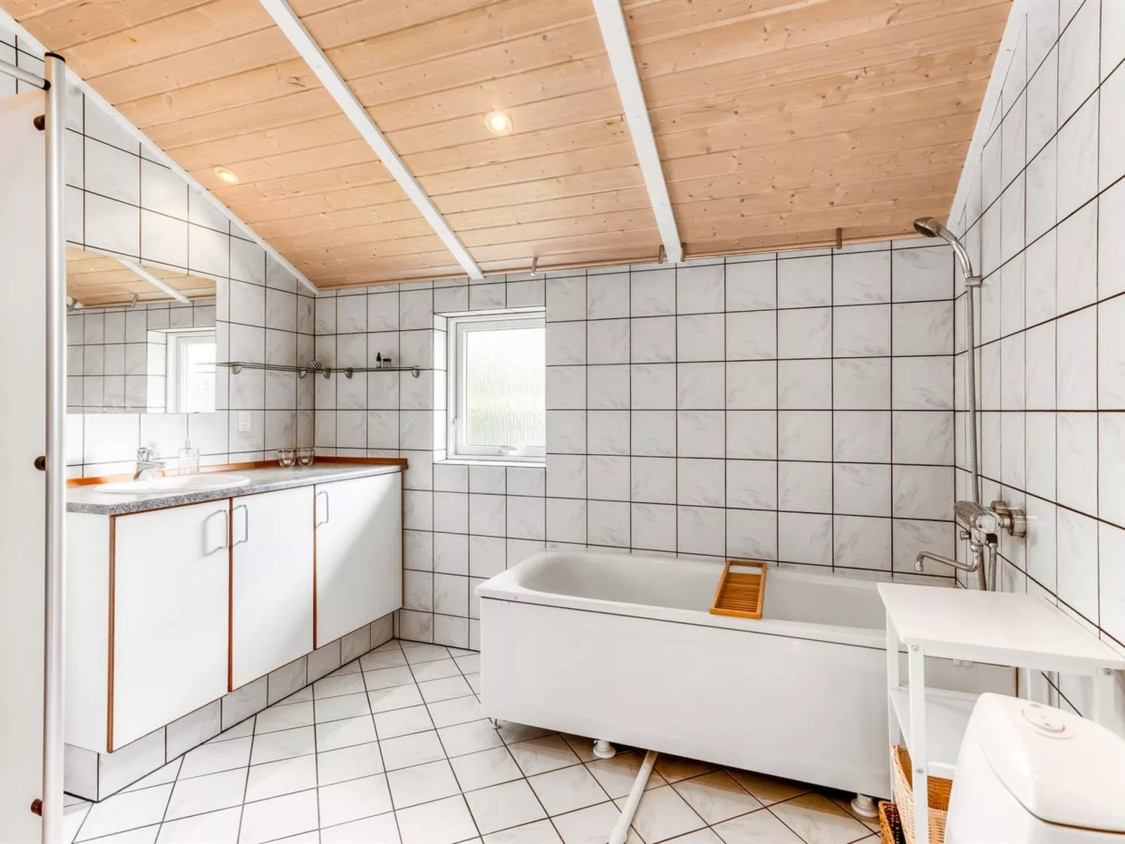 "Winona" - 250m from the sea-Drinnen