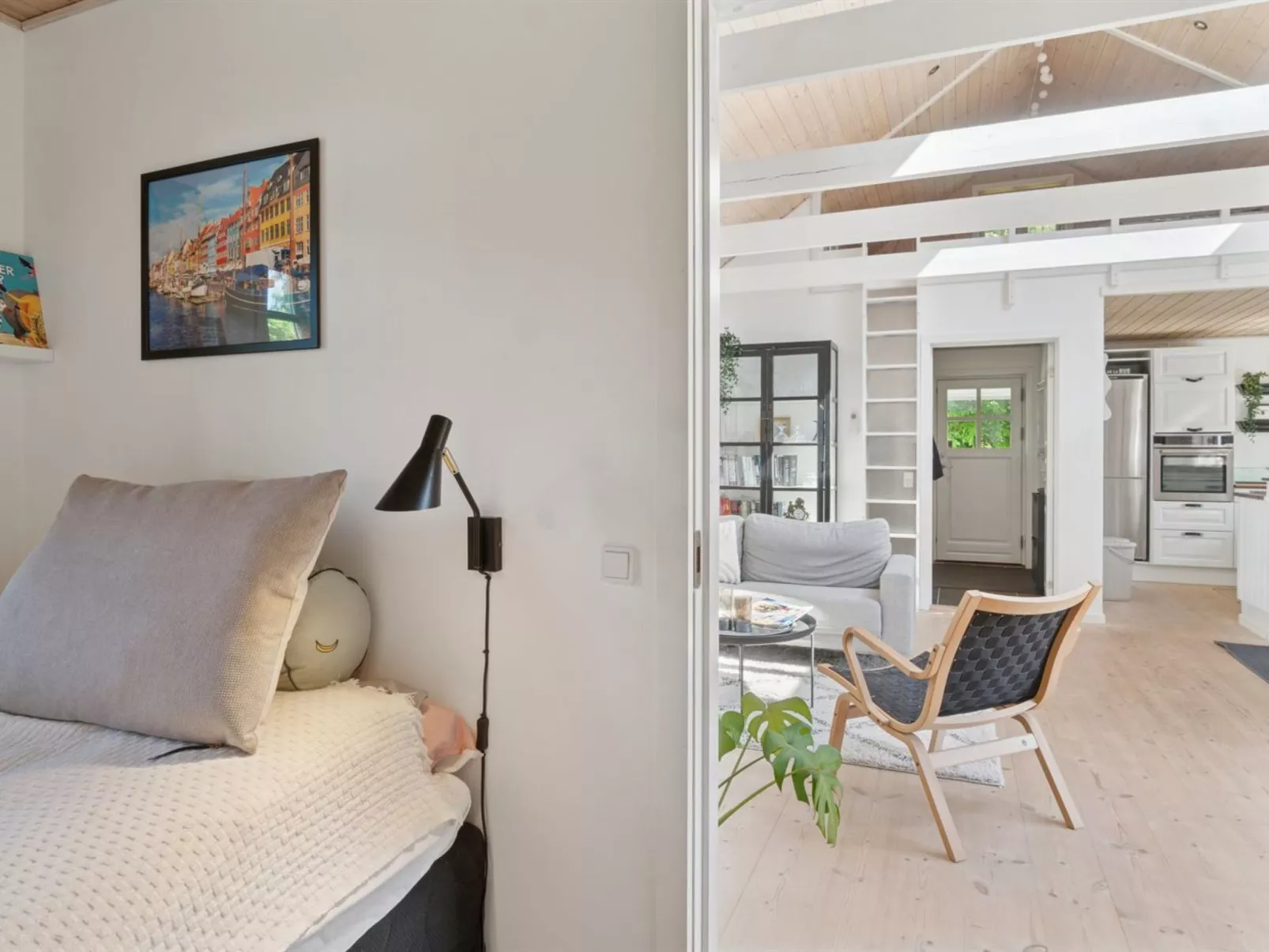 "Veljan" - 1.2km from the sea-Drinnen