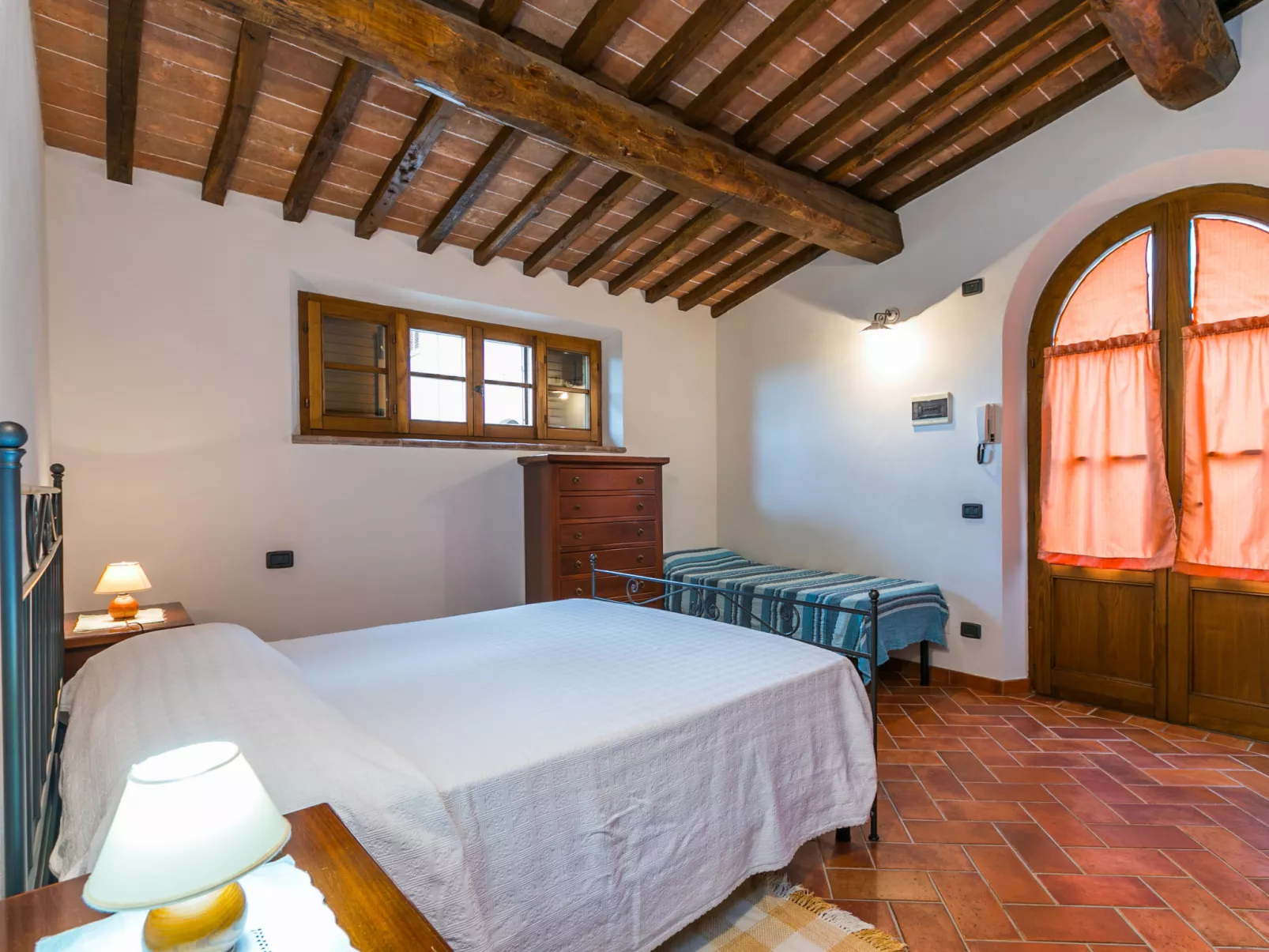 Villa Caggio-Inside