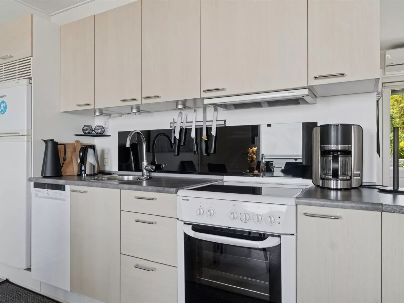 "Ayo" - 75m from the sea-Dedans