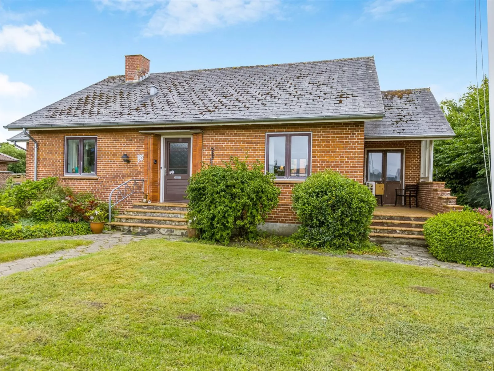 "Hiarni" - 12km from the sea-Outside