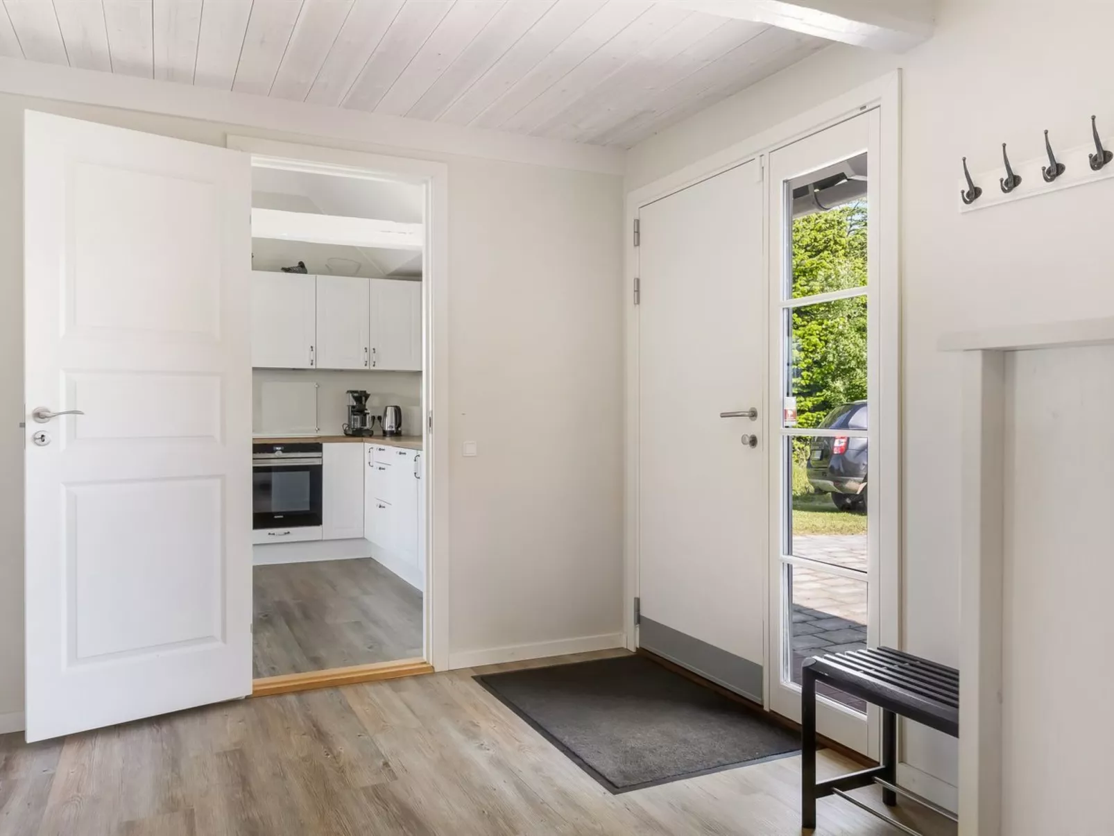 "Rahild" - 10km from the sea-Drinnen