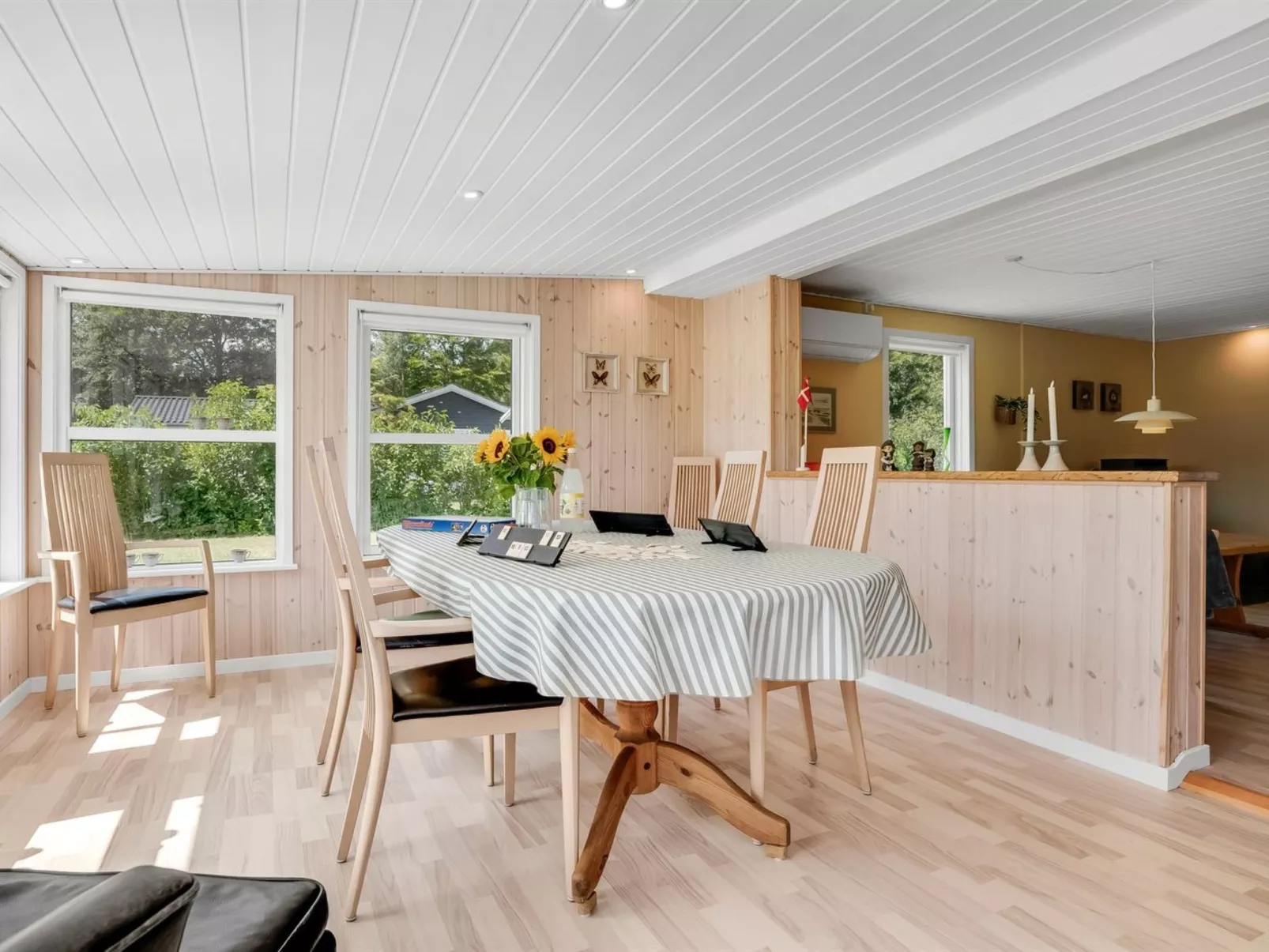 "Tellervo" -  from the sea-Dedans