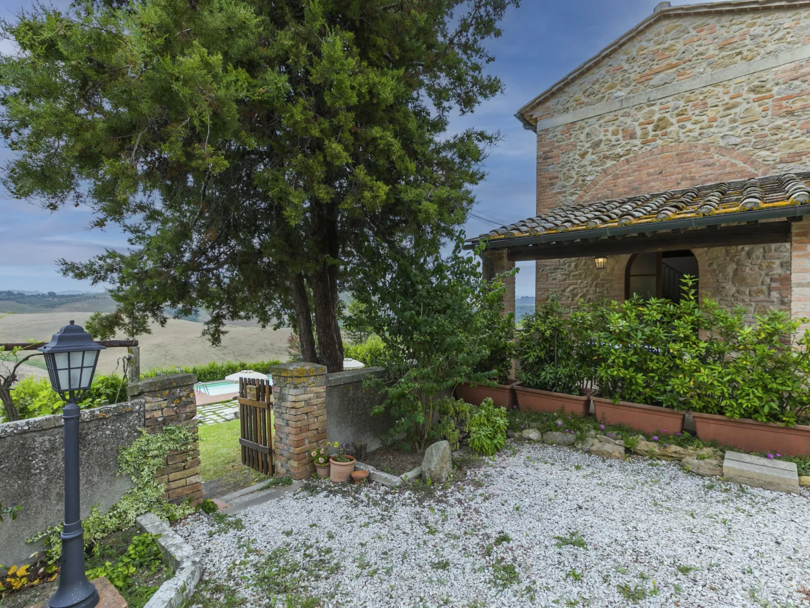 Villa Caggio-Outside