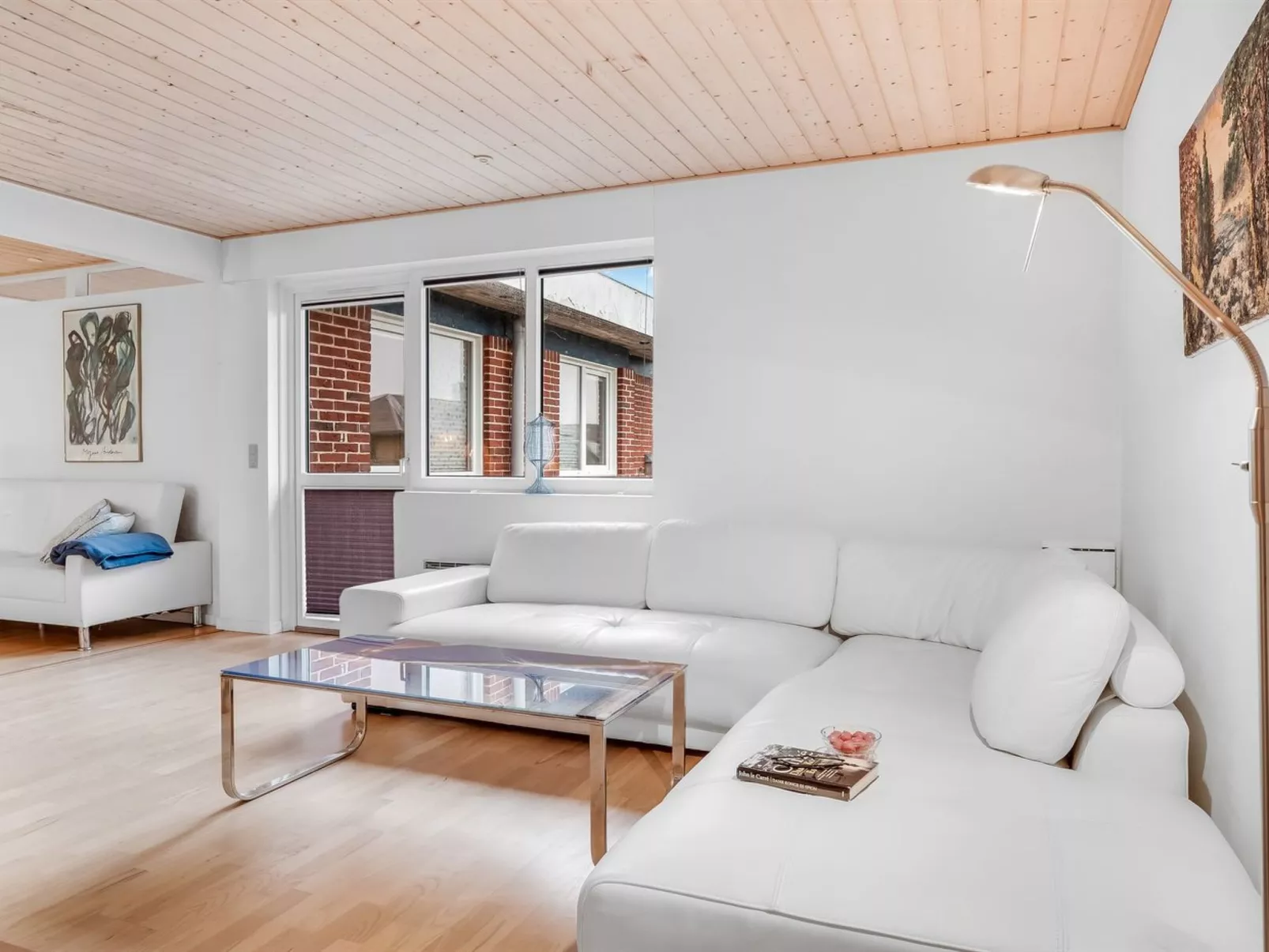 "Withulf" - 500m to the fjord-Drinnen