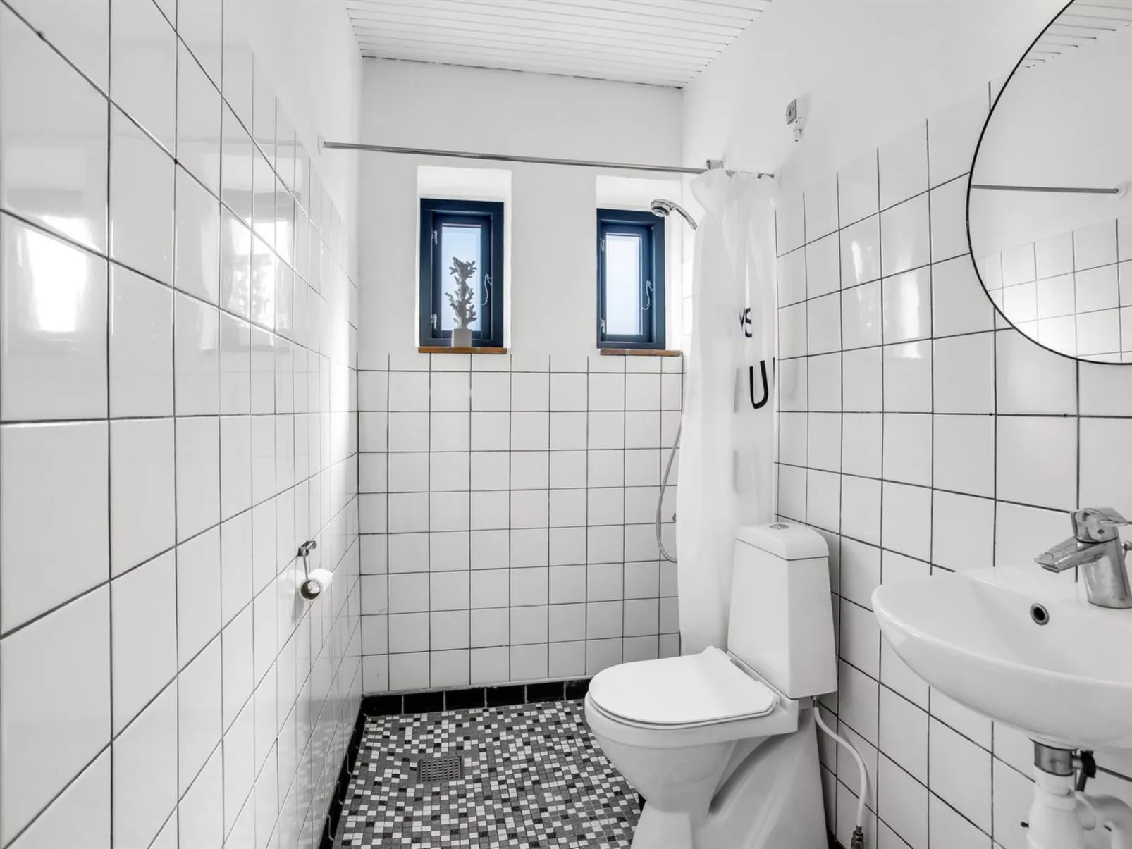 "Anabel" - 600m from the sea-Drinnen