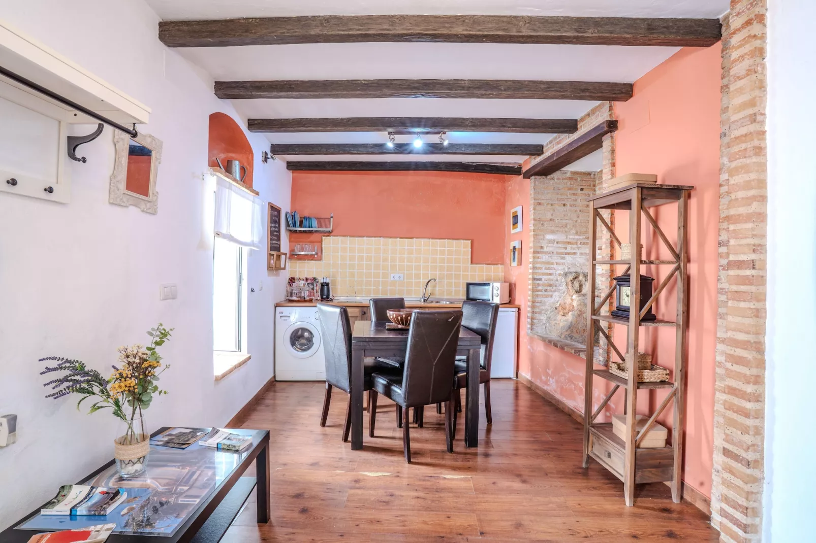 El Pocito-Dining room