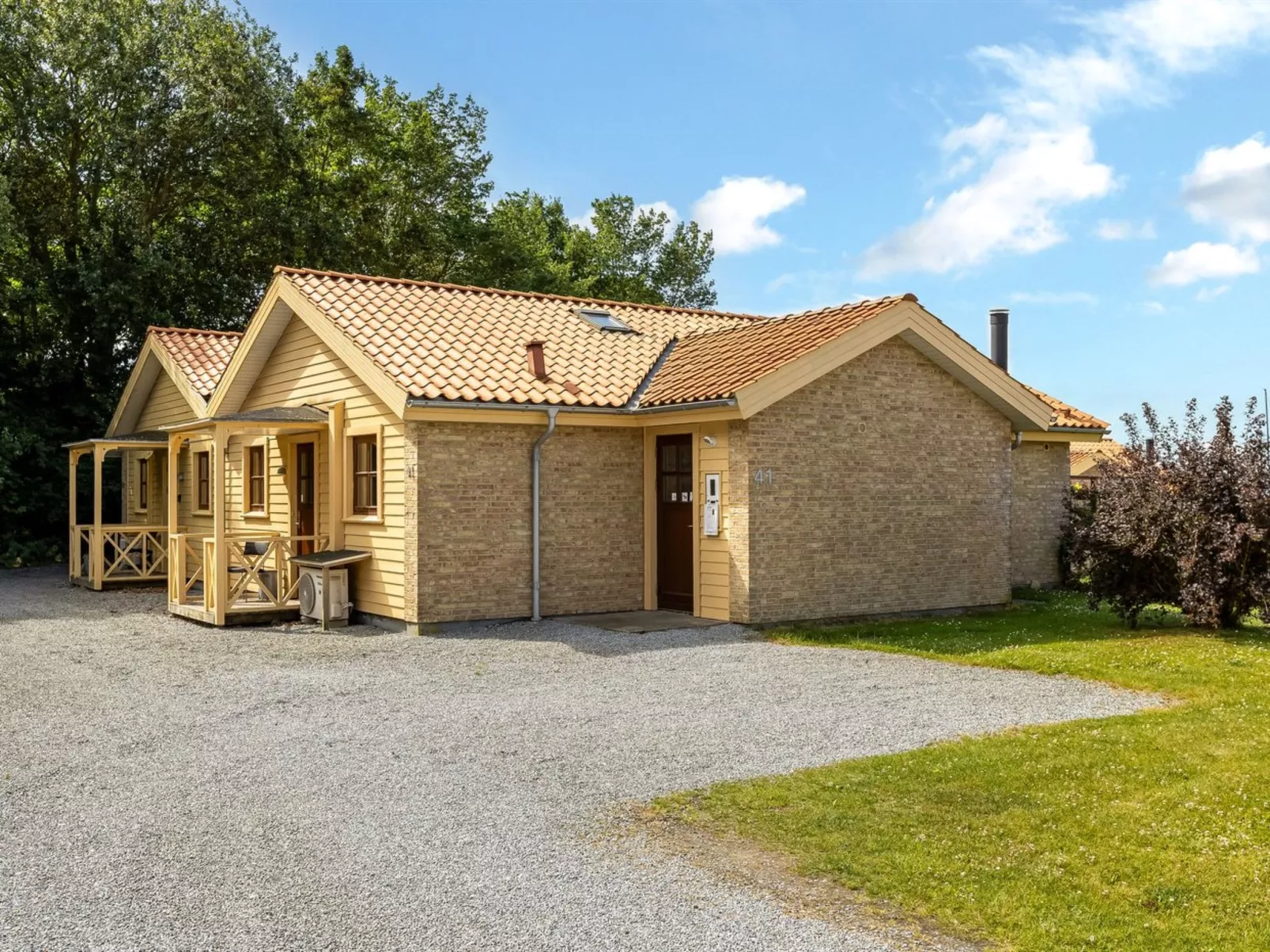 "Rouwen" - 120m from the sea-Draußen