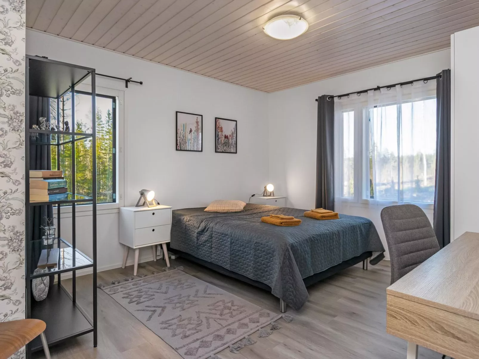 Järven idylli-Inside