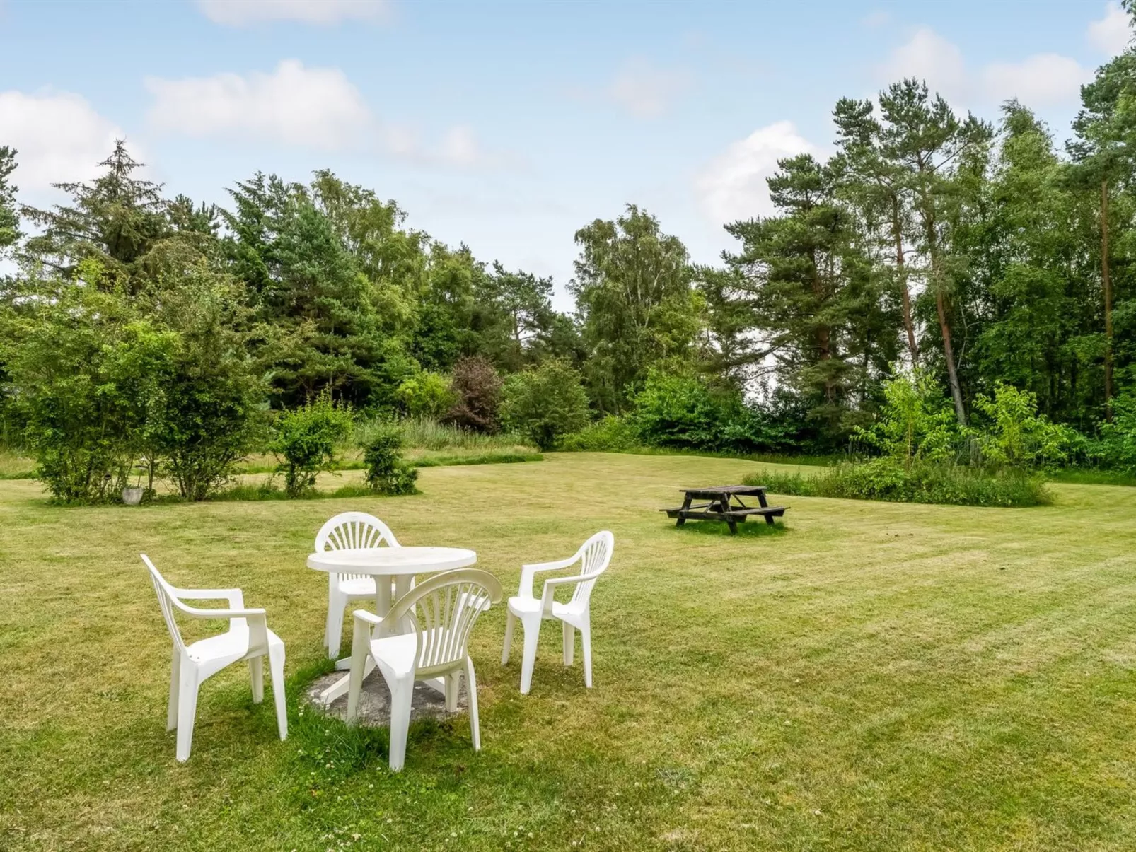 "Hoat" - 1.7km from the sea-Outside