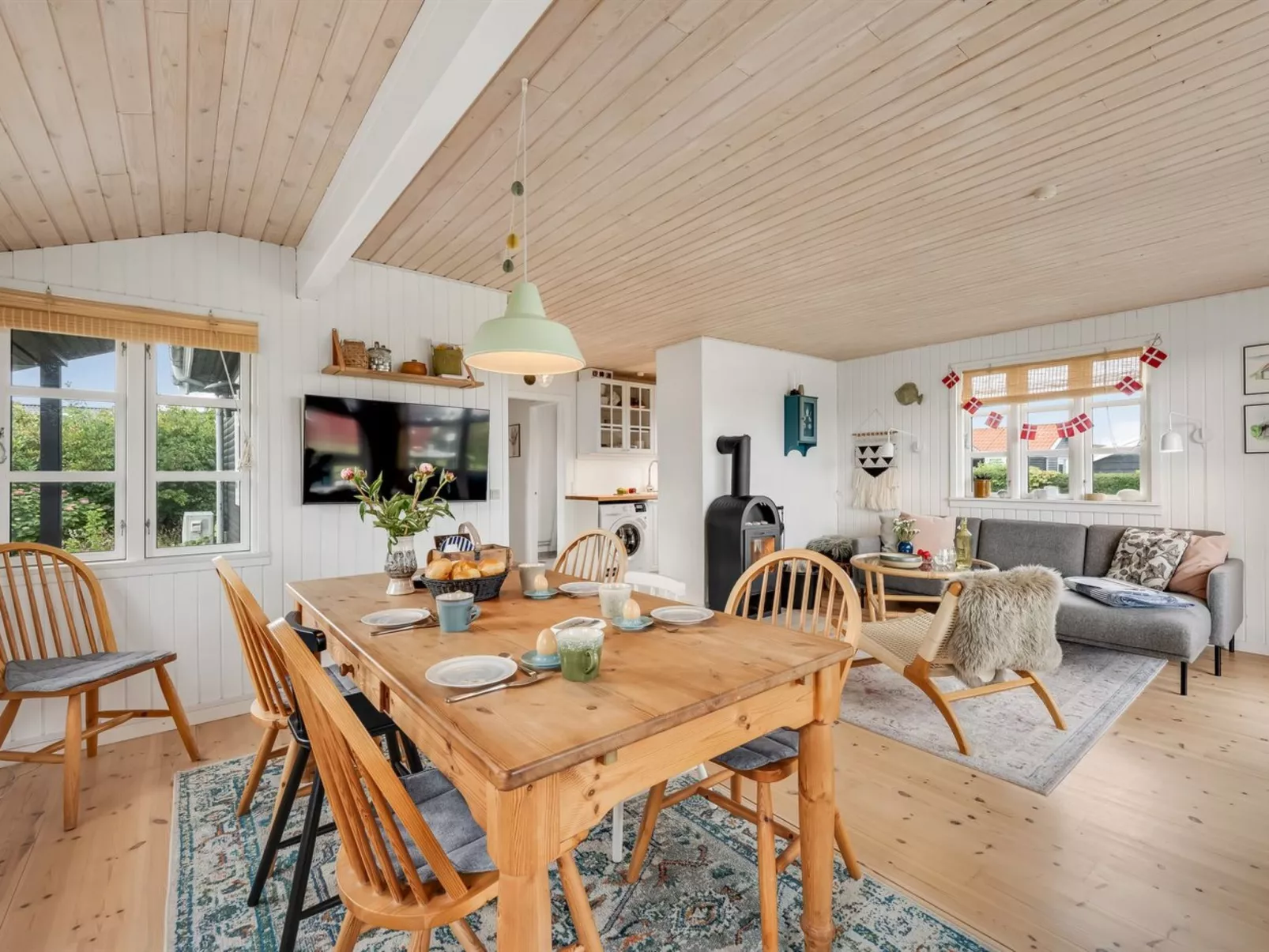 "Dragan" - 50m from the sea-Drinnen