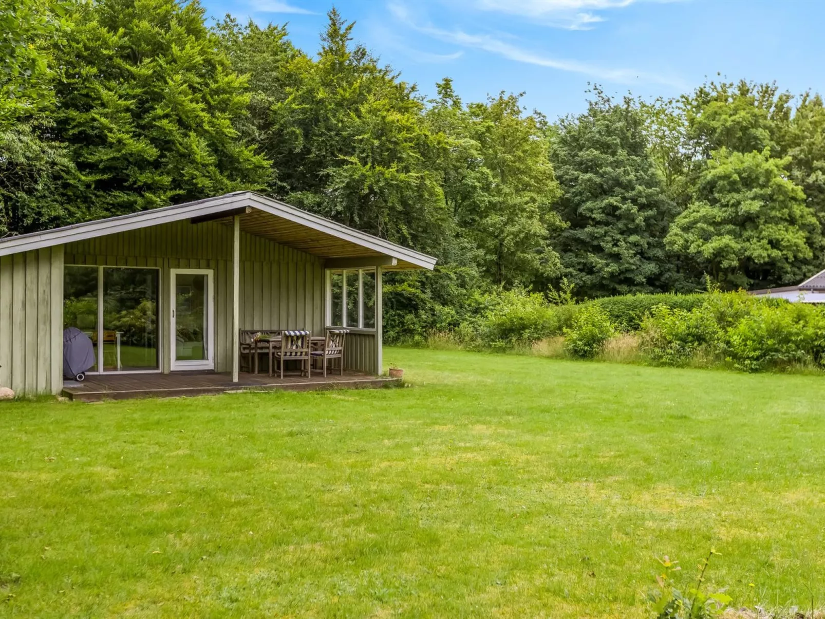 "Göran" - 30km from the sea-Dehors