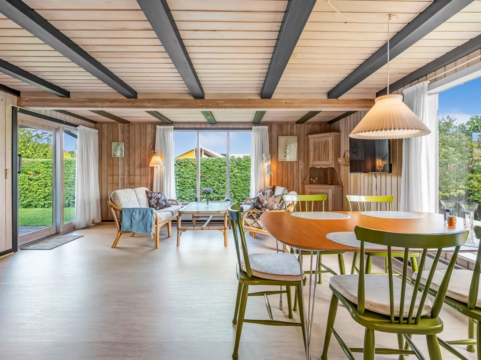 "Sampsa" - 75m from the sea-Inside