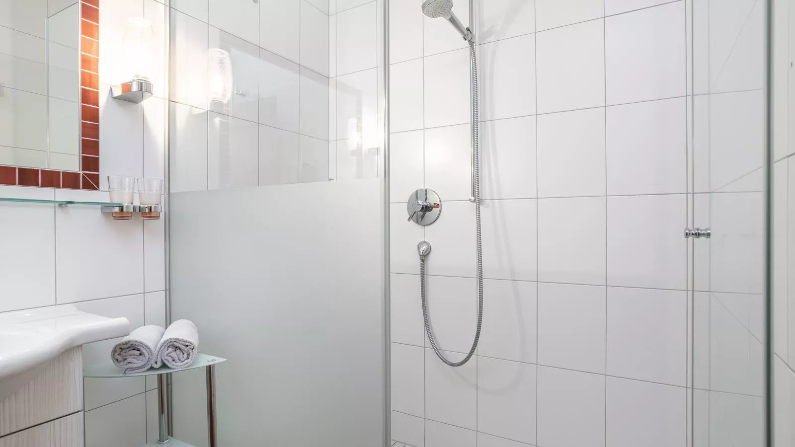 Landhaus Marchfeld Top 3-Bathroom