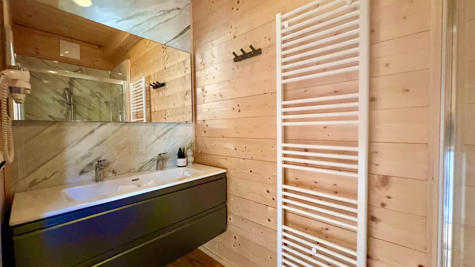 Rattendorf 1A-Salle de bain