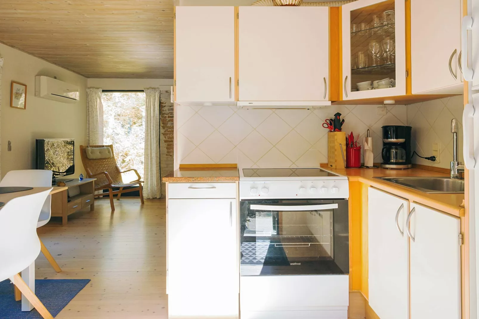 6 person holiday home in Højby-Indoor