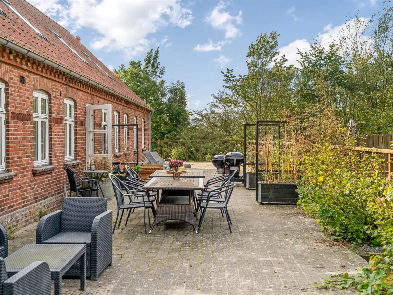 "Har" - 1.2km from the sea-Outside