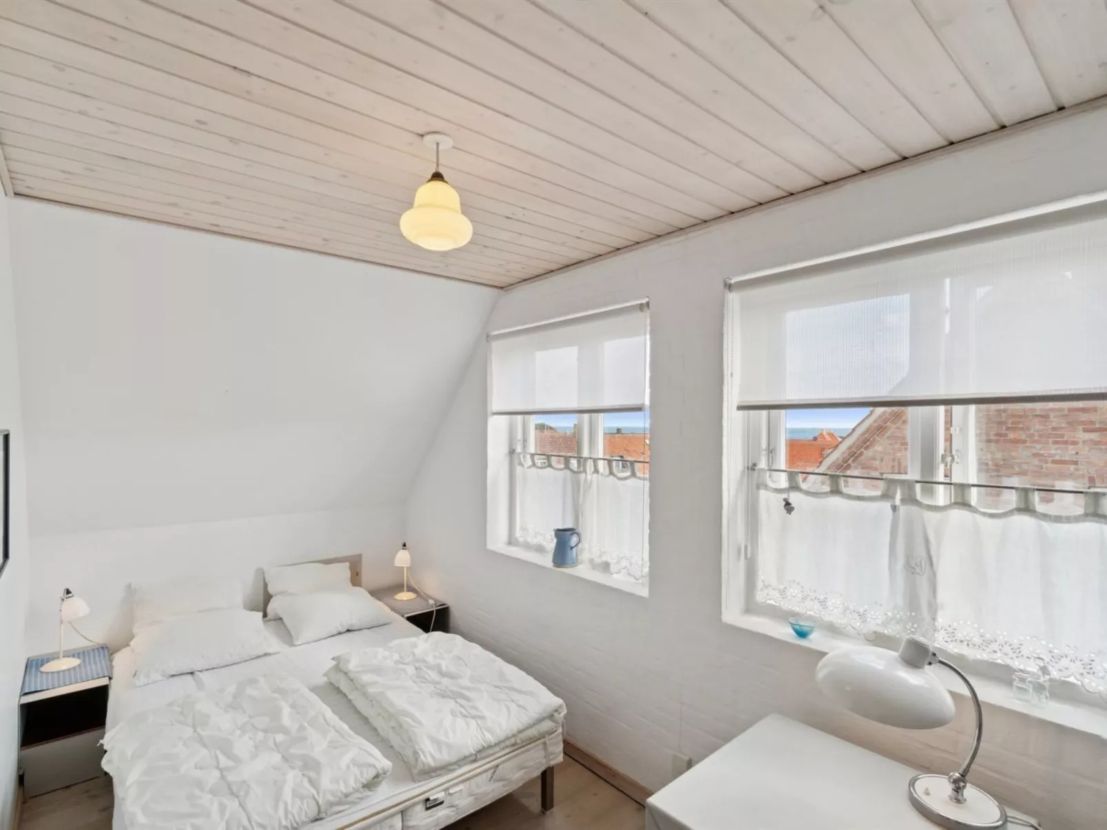 "Habbo" - 300m from the sea-Dedans