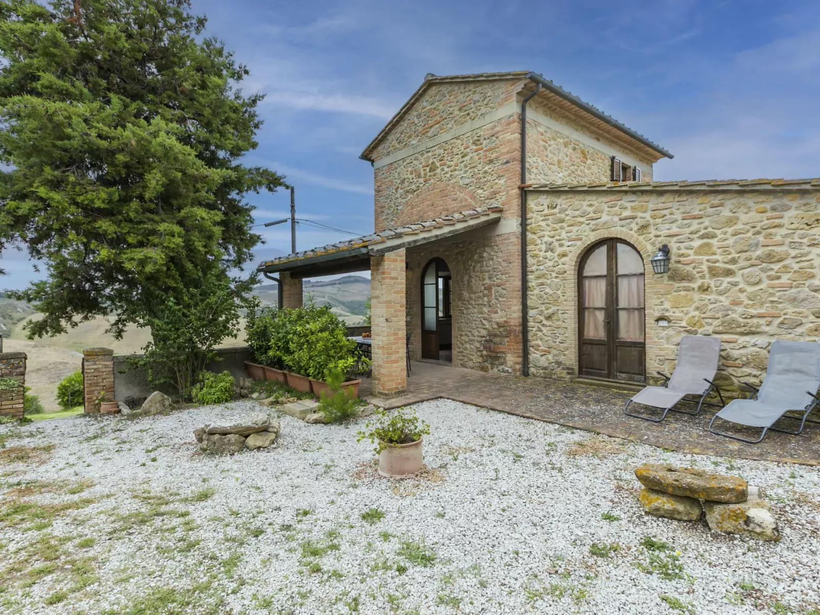 Villa Caggio-Outside