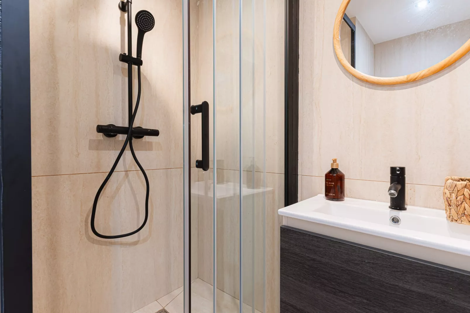 DEAUVILLE DJEBALI-Nicht zugeordnet