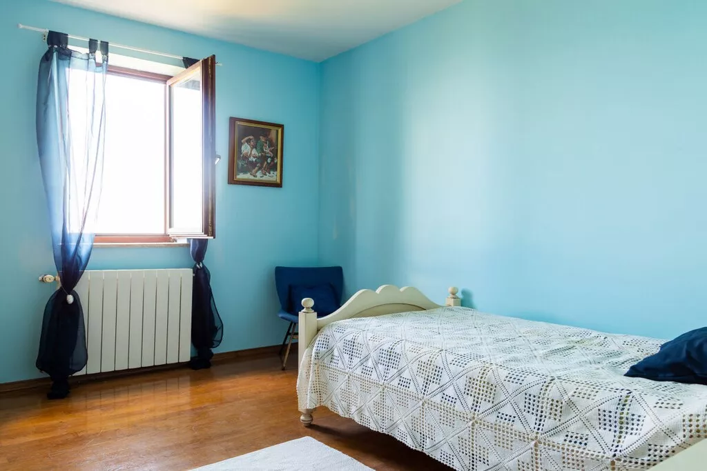 458038-Nicht zugeordnet