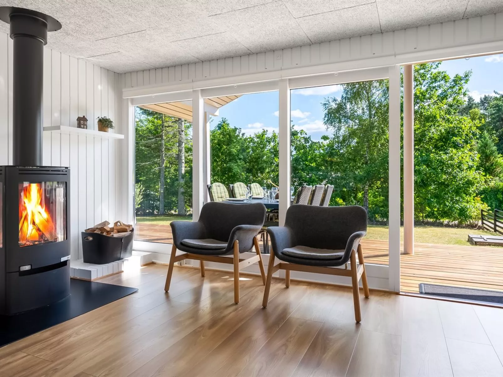 "Lillebror" - 7km from the sea-Inside