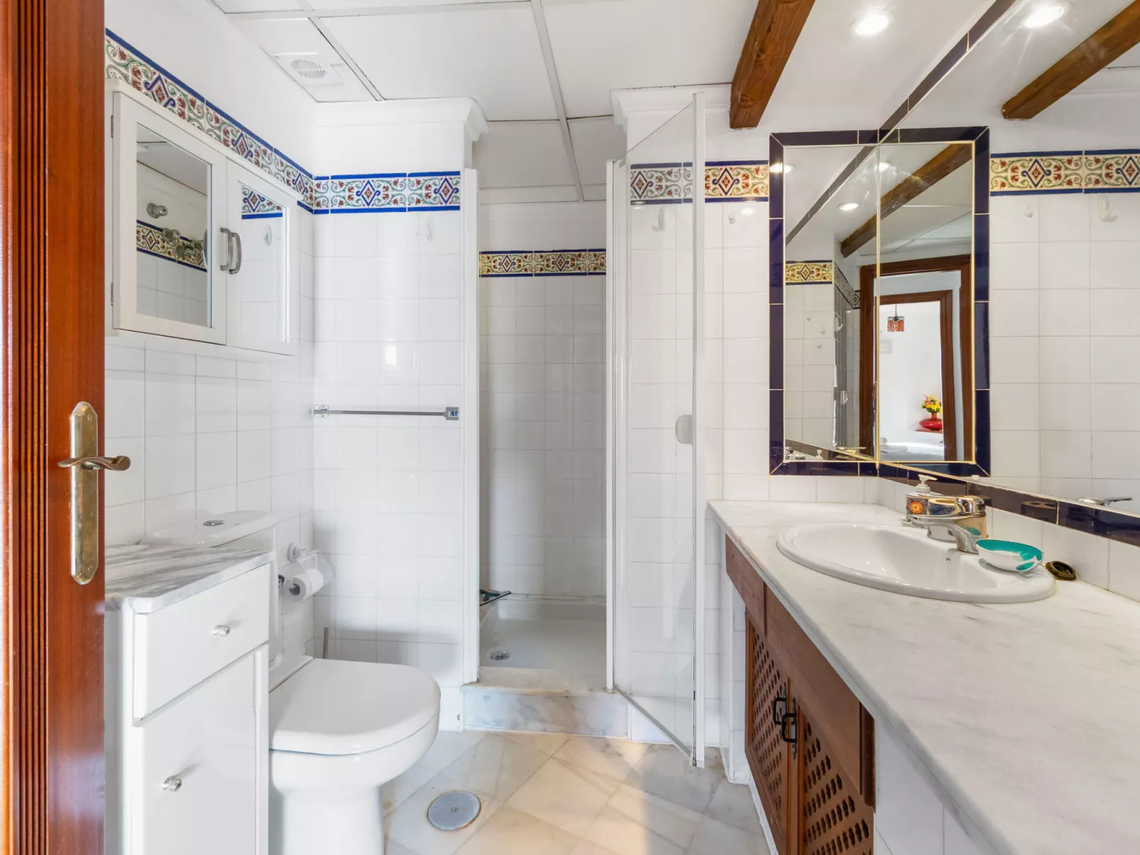 Aldea del Mar-Dedans