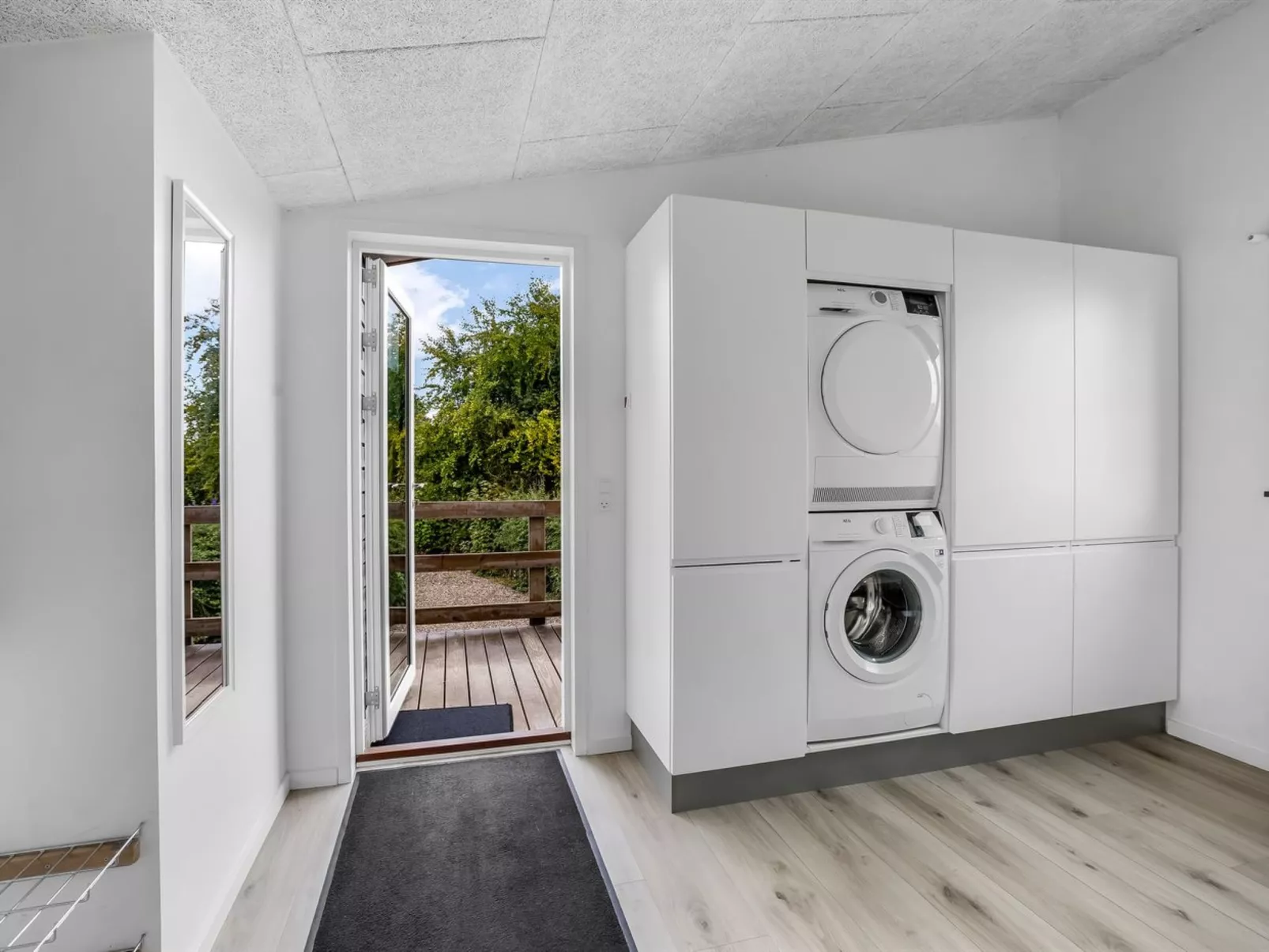 "Fin" - 150m from the sea-Dedans